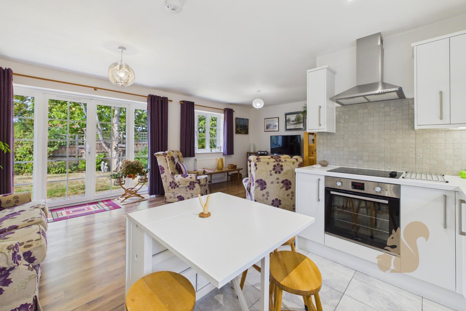 Kitchen/Living Area